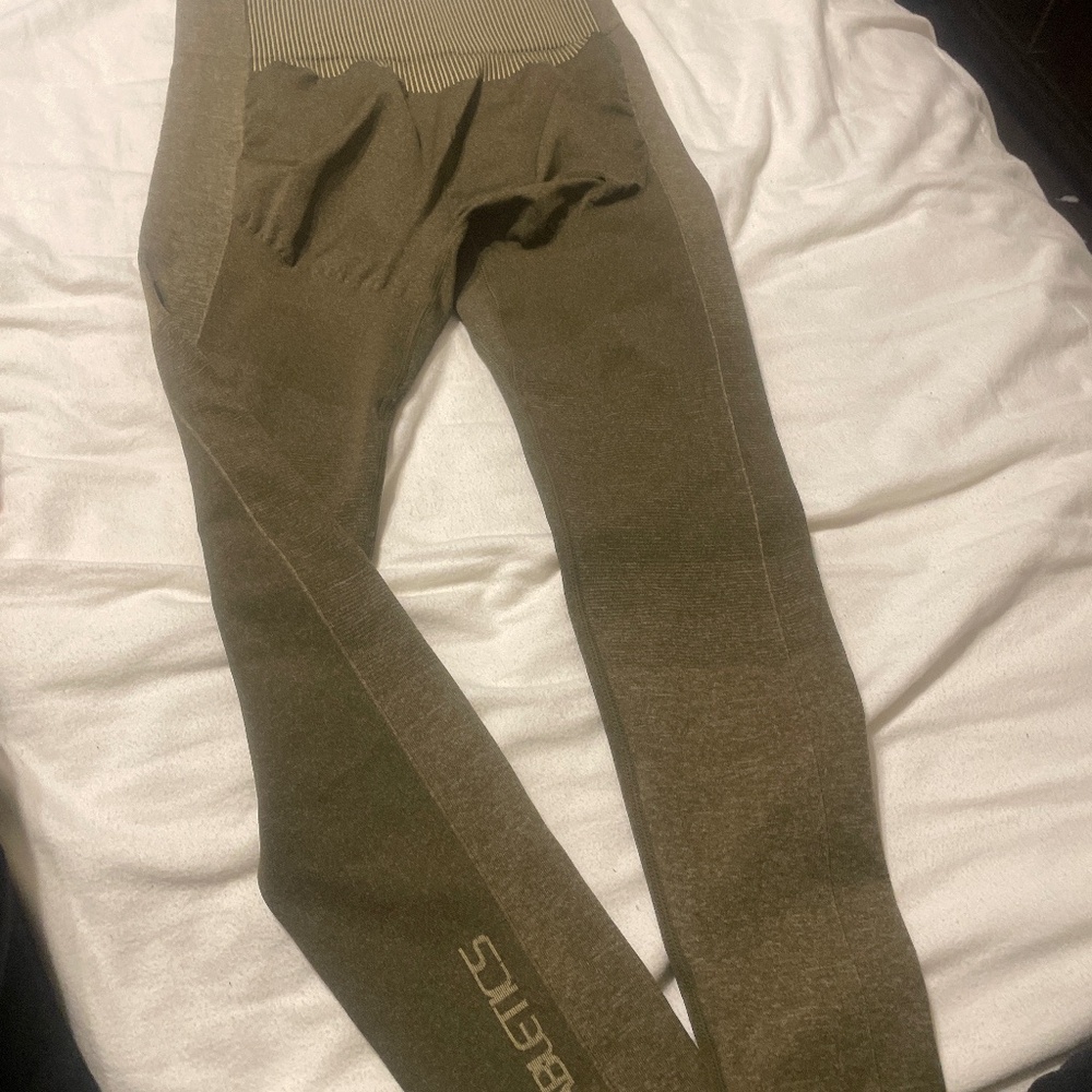 Fabletics tights
